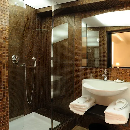 Отель Ucciardhome