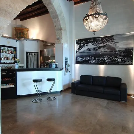 Отель Ucciardhome Палермо