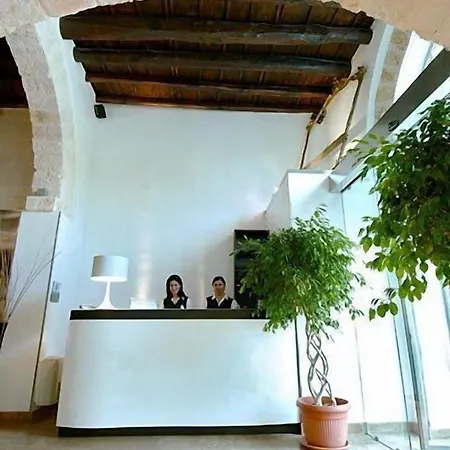 Hotel Ucciardhome