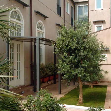 Ucciardhome 4*