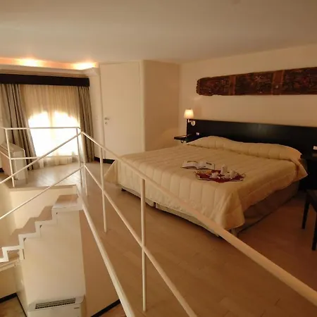 Hotel Ucciardhome
