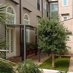 Ucciardhome 4*