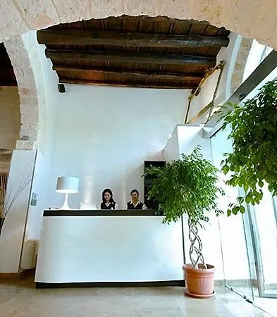 Ucciardhome Hotel 4*