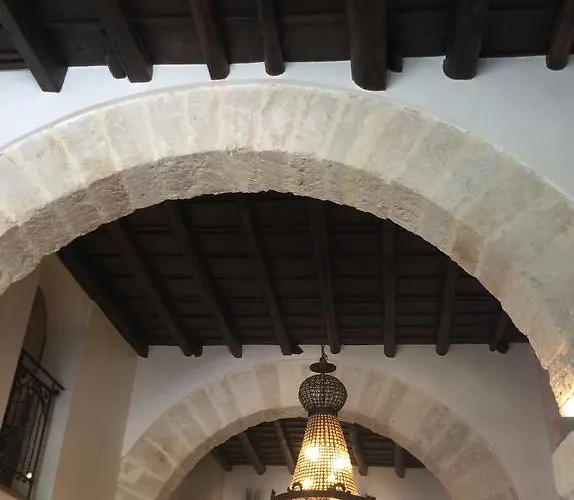 מלון Ucciardhome 4*